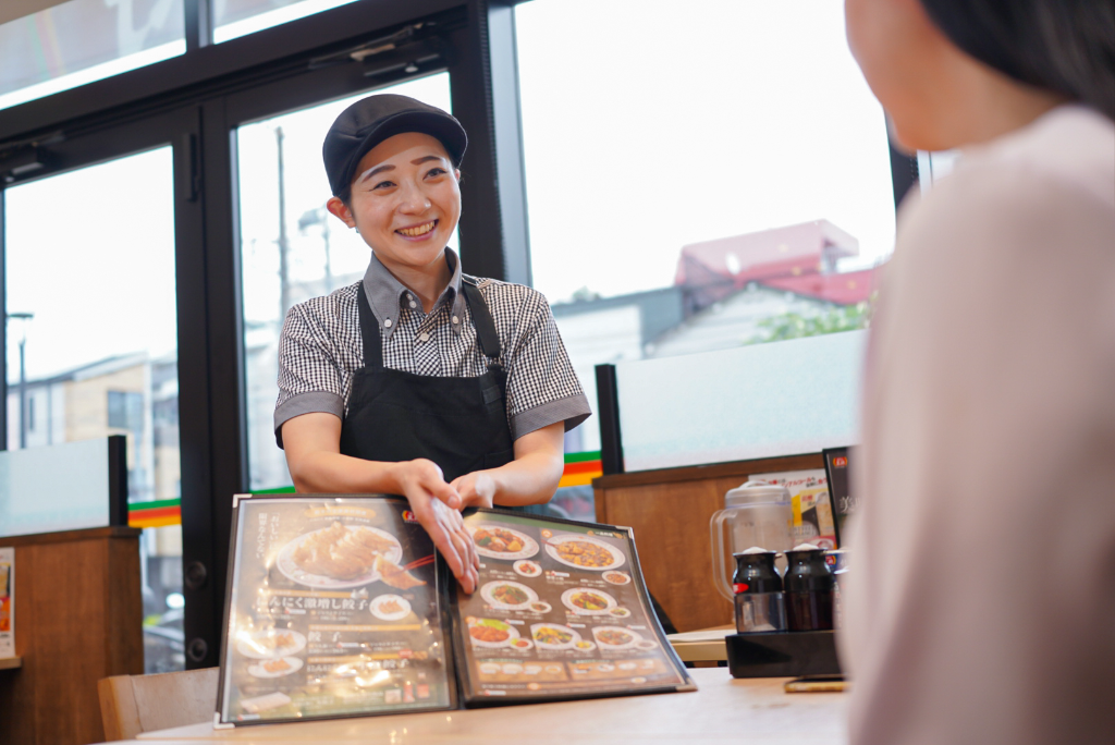 餃子の王将 神田東口店(東京都千代田区/神田駅/ホールスタッフ)_2
